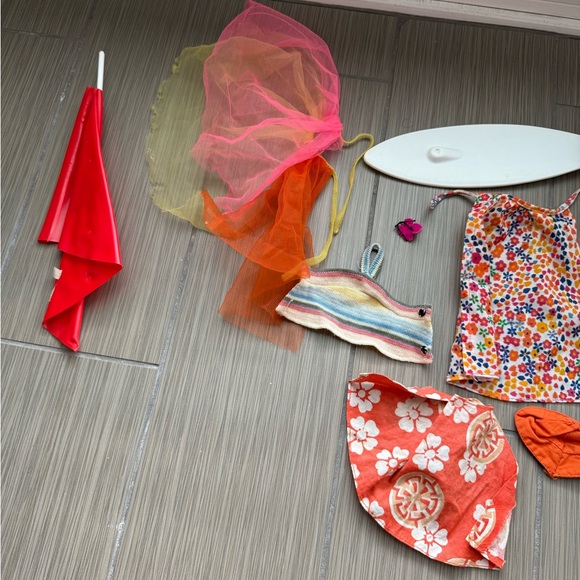 1975 Vintage Hawaiian Barbie Steffie Face Surfboard Ukelele #7470 Mattel + Extra - Picture 4 of 16